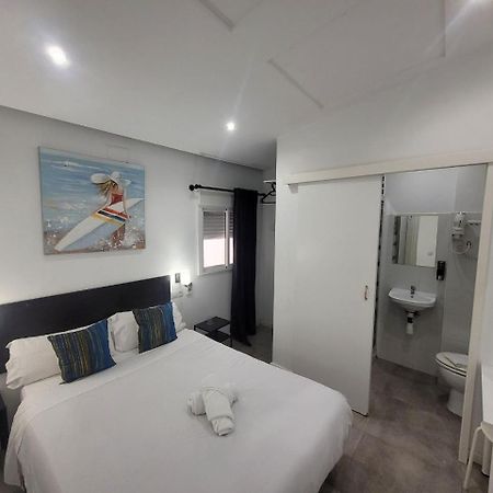 Ayz Frailes - Auto Check-In Property (Adults Only) Malaga Zewnętrze zdjęcie