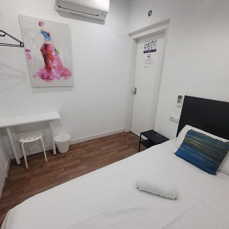 Ayz Frailes - Auto Check-In Property (Adults Only) Malaga Zewnętrze zdjęcie