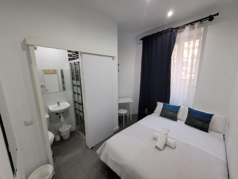 Ayz Frailes - Auto Check-In Property (Adults Only) Malaga Zewnętrze zdjęcie