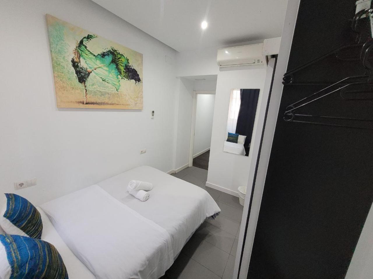Ayz Frailes - Auto Check-In Property (Adults Only) Malaga Zewnętrze zdjęcie