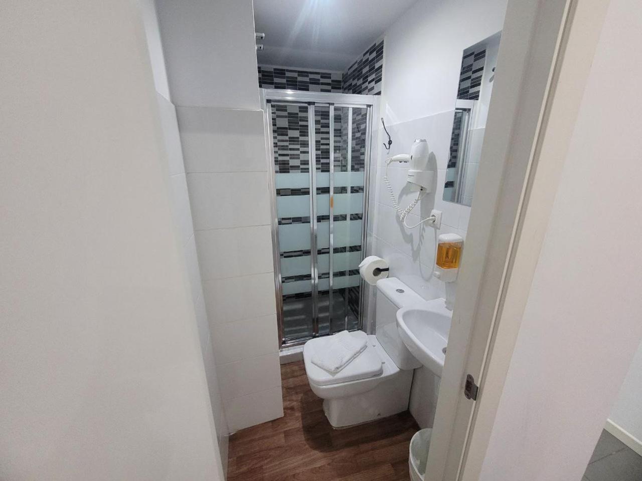 Ayz Frailes - Auto Check-In Property (Adults Only) Malaga Zewnętrze zdjęcie