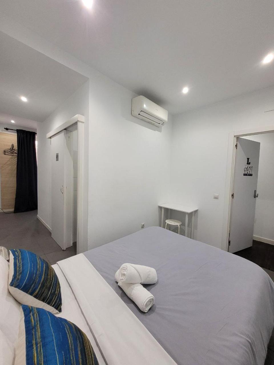Ayz Frailes - Auto Check-In Property (Adults Only) Malaga Zewnętrze zdjęcie