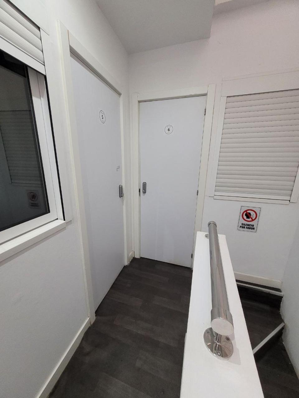 Ayz Frailes - Auto Check-In Property (Adults Only) Malaga Zewnętrze zdjęcie